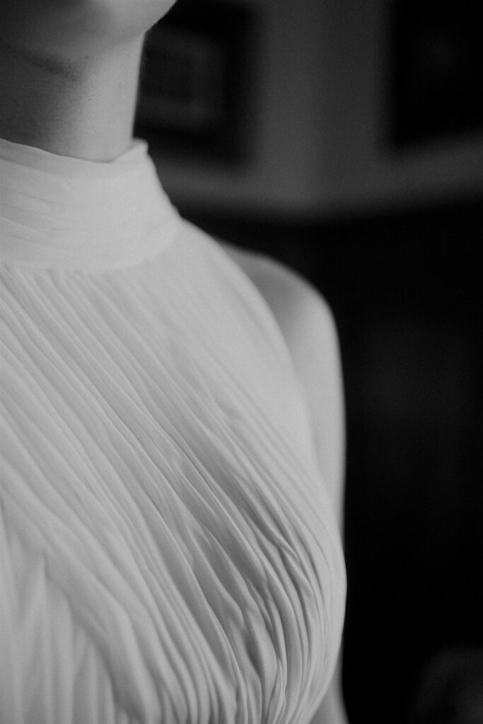 Fotografía deetalle vestido novia