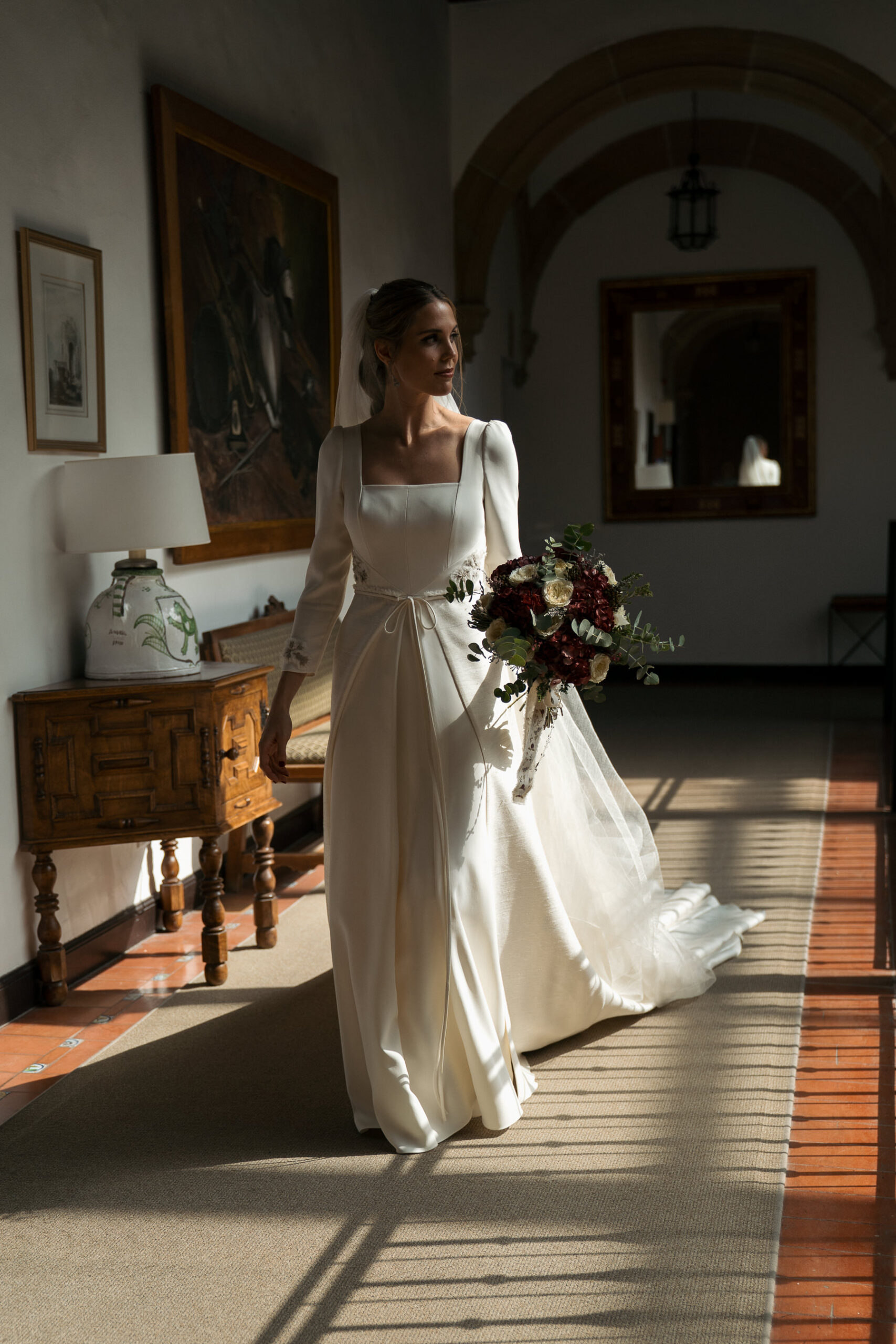 Fotografía elegante creativa novia Lorena León